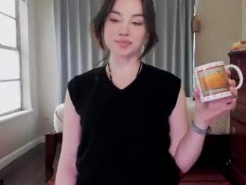 cinnabelle webcam model stream image