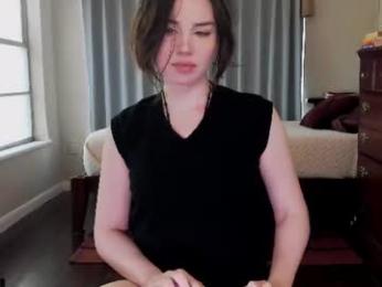 cinnabelle webcam model stream image