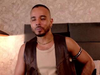 Gabriel Andes webcam model stream image