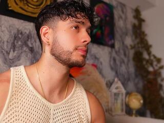 Noah Miller webcam preview