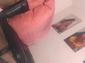 big_goddess_black webcam model stream image