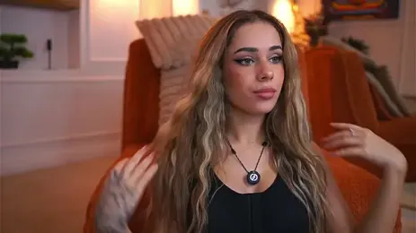 معاينة كاميرا Ava_Solis