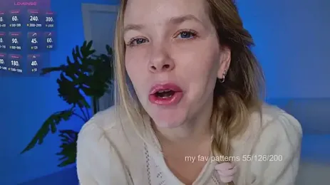 milly_shy webcam stripchat model stream image